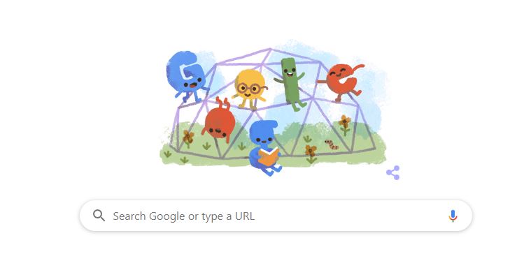 صورة كرتونية لأطفال صممت على أشكال الحروف الإنجليزية الستة المكونة لكلمة «Google» تتصدر واجهة محرك البحث الأشهر عالميا